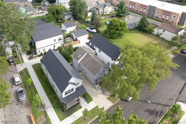 3004 Monroe Avenue, Cleveland, OH 44113