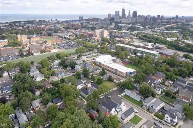 3004 Monroe Avenue, Cleveland, OH 44113