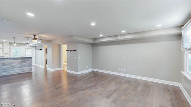 3004 Monroe Avenue, Cleveland, OH 44113