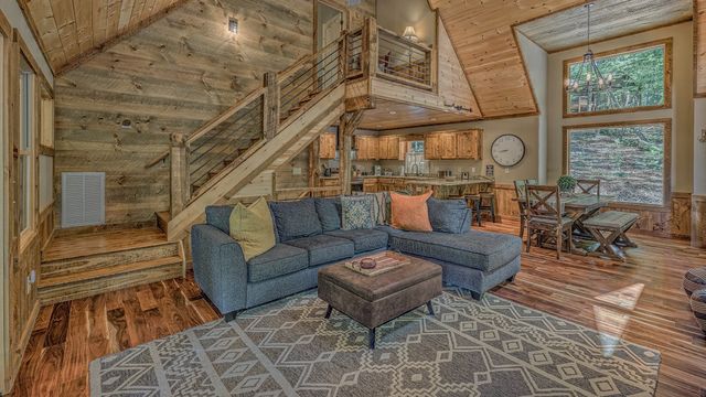 149 Heritage Drive, Mineral Bluff, GA 30559