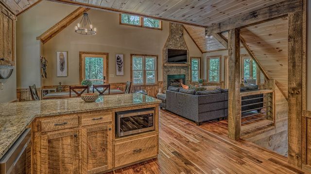 149 Heritage Drive, Mineral Bluff, GA 30559