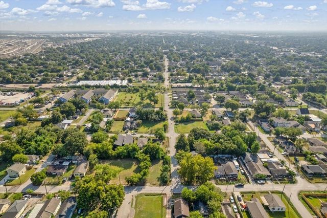 2302 Chew Street Street, Houston, TX 77020