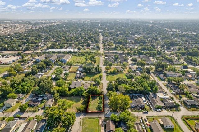 2302 Chew Street Street, Houston, TX 77020