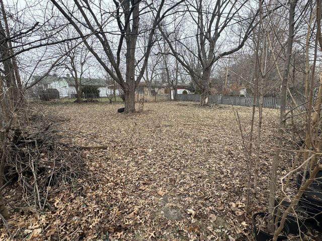 1501 Lafayette Street, Valparaiso, IN 46383