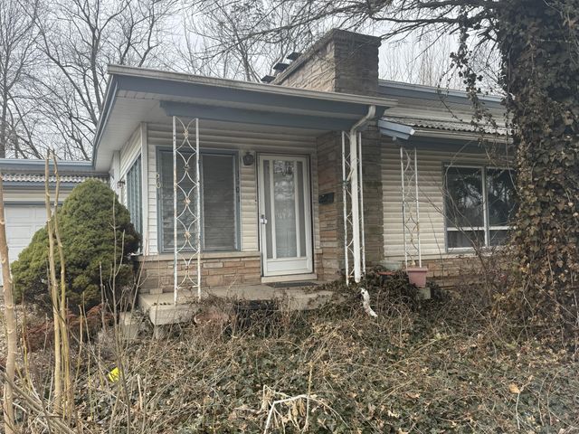 1501 Lafayette Street, Valparaiso, IN 46383