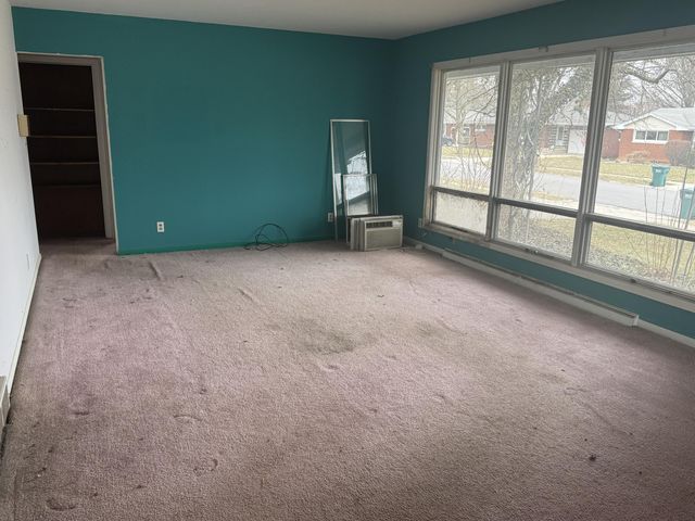 1501 Lafayette Street, Valparaiso, IN 46383