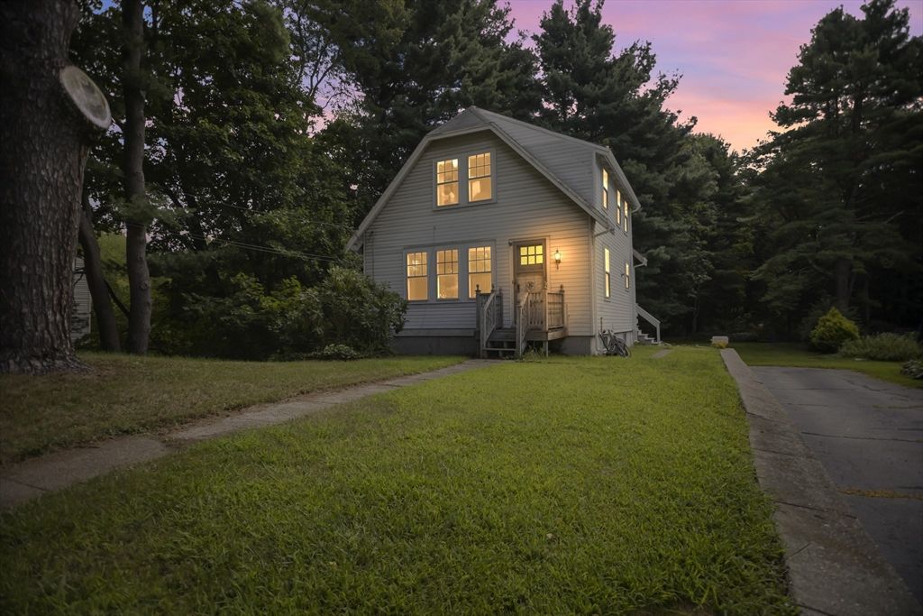 1178 Washington Street, Walpole, MA 02081