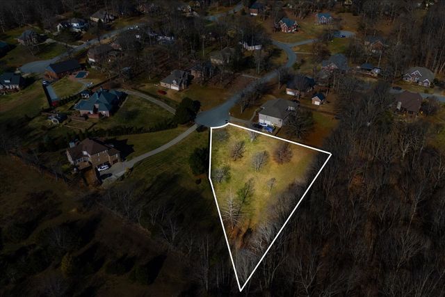 7228 McCormick Ln, Fairview, TN 37062