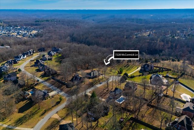 7228 McCormick Ln, Fairview, TN 37062