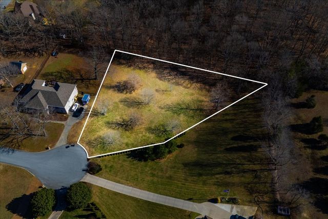 7228 McCormick Ln, Fairview, TN 37062