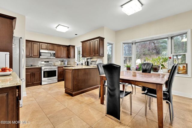 1 Shea Lane, Tinton Falls, NJ 07724