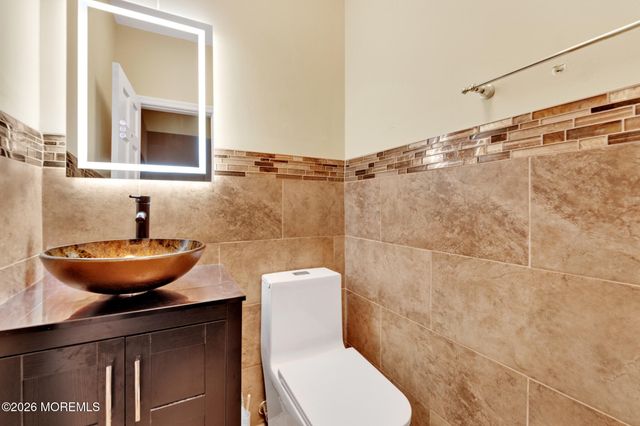 1 Shea Lane, Tinton Falls, NJ 07724