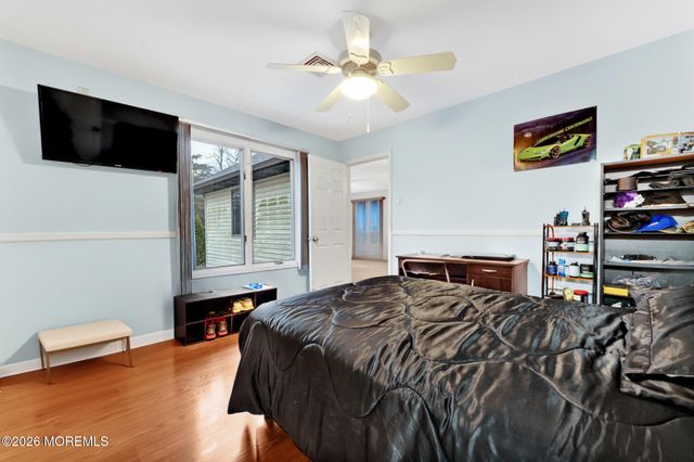 1 Shea Lane, Tinton Falls, NJ 07724