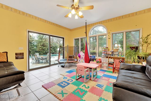 1 Shea Lane, Tinton Falls, NJ 07724