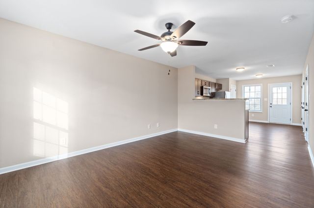 1481 Amberjack Ct Apt D, Clarksville, TN 37042