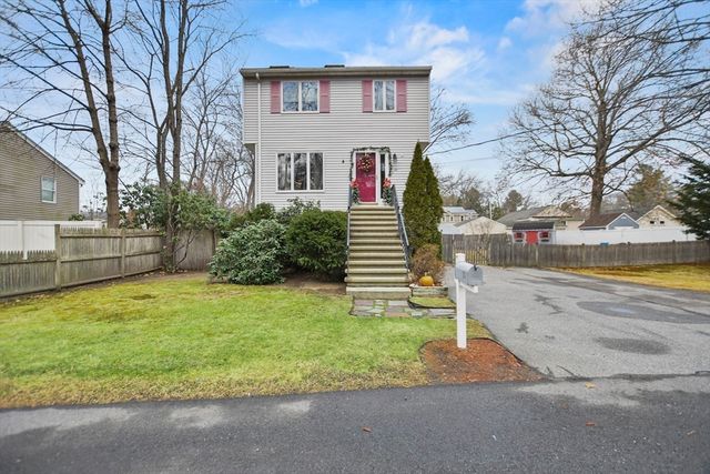 20 Fairfield Road, Wilmington, MA 01887