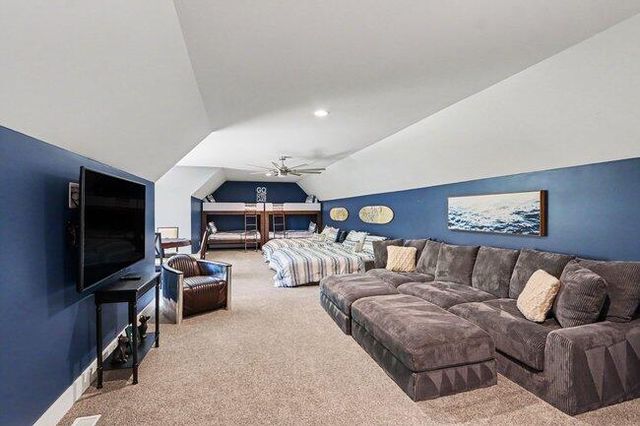 4630 E Gull Lake Drive A, Hickory Corners, MI 49060