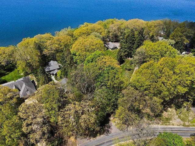 4630 E Gull Lake Drive A, Hickory Corners, MI 49060