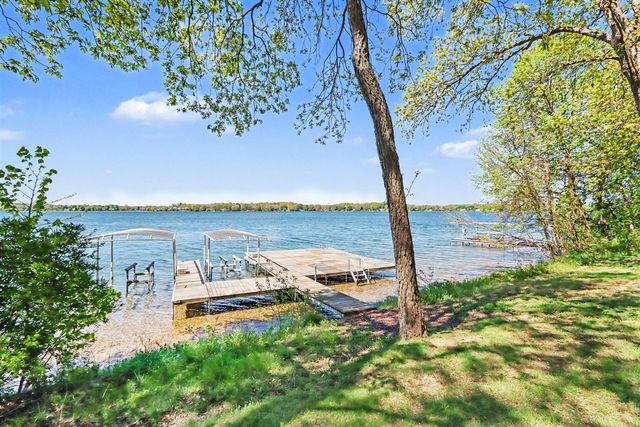 4630 E Gull Lake Drive A, Hickory Corners, MI 49060