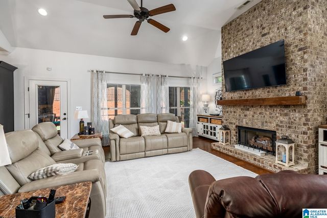 462 BALLANTRAE ROAD, Pelham, AL 35124