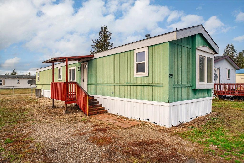 40602 N Newport #29 Hwy, Elk, WA 99009