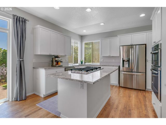 3760 Nw TUSTIN RANCH Dr, Portland, OR 97229