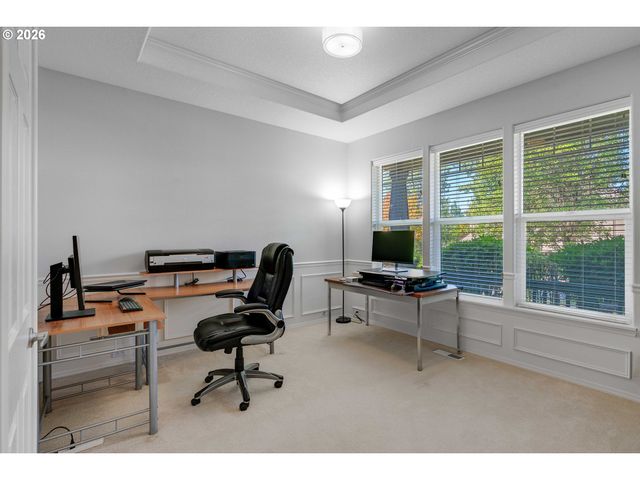 3760 Nw TUSTIN RANCH Dr, Portland, OR 97229