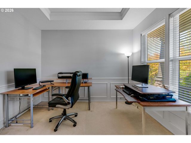 3760 Nw TUSTIN RANCH Dr, Portland, OR 97229