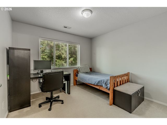 3760 Nw TUSTIN RANCH Dr, Portland, OR 97229