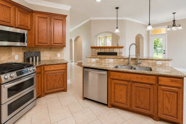 2118 Portwood Way, Fort Worth, TX 76179