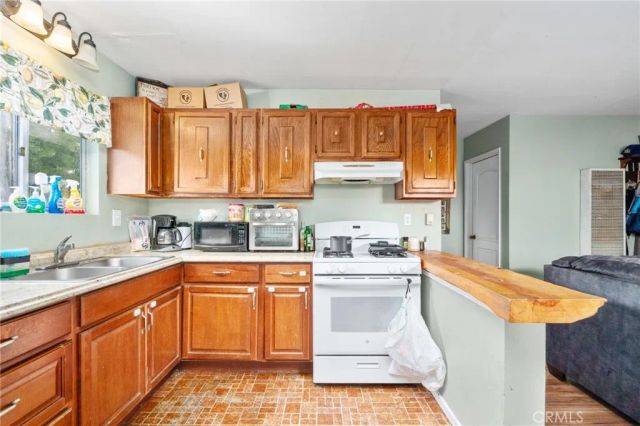 26166 Alpine Lane, Twin Peaks, CA 92391