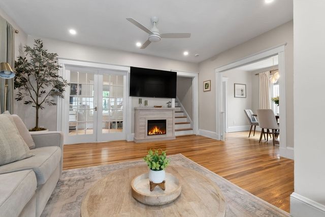 8 Porter Rd, North Reading, MA 01864