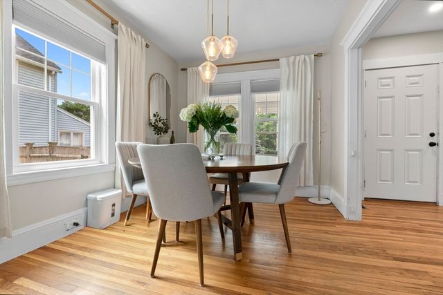 8 Porter Rd, North Reading, MA 01864