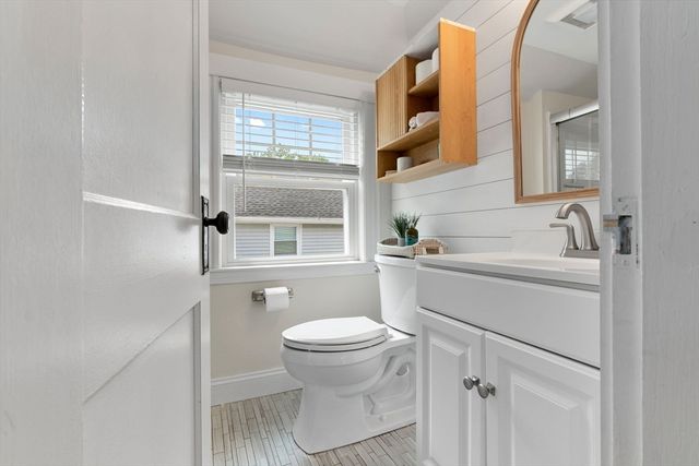 8 Porter Rd, North Reading, MA 01864