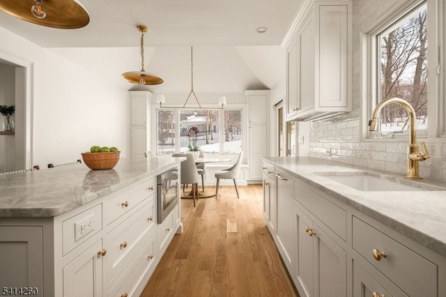 15 Squirrel Run, Morris Twp., NJ 07960