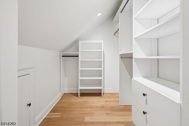 15 Squirrel Run, Morris Twp., NJ 07960