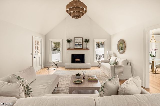 15 Squirrel Run, Morris Twp., NJ 07960