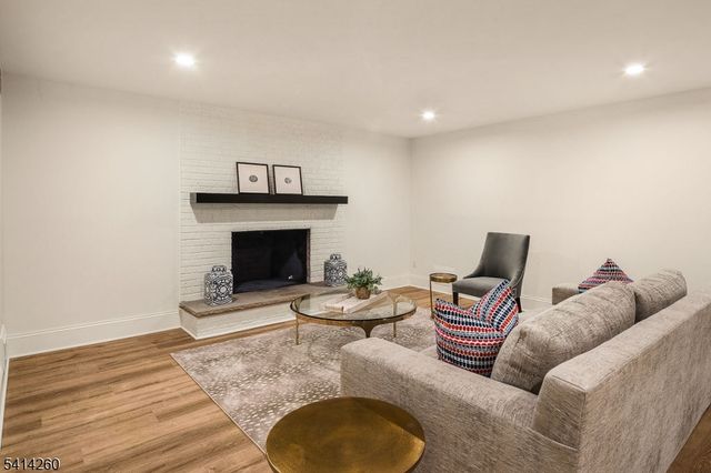 15 Squirrel Run, Morris Twp., NJ 07960