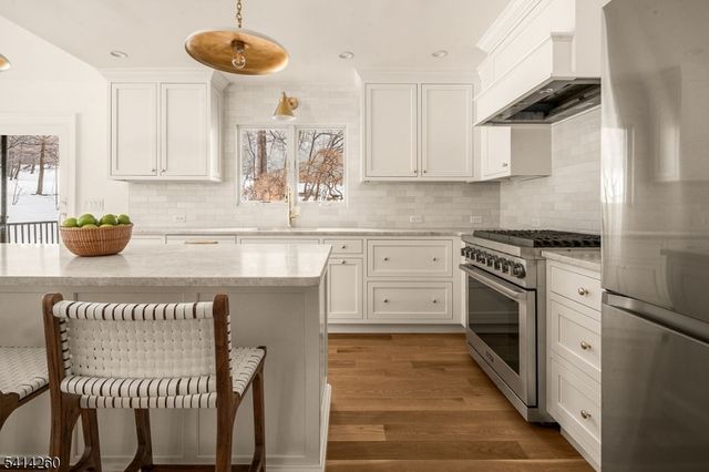 15 Squirrel Run, Morris Twp., NJ 07960