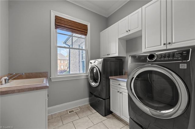 5801 Harriet Court, Summerfield, NC 27358