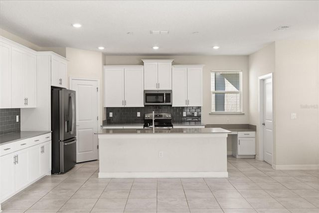 9131 CUT SHOT DRIVE, Winter Garden, FL 34787