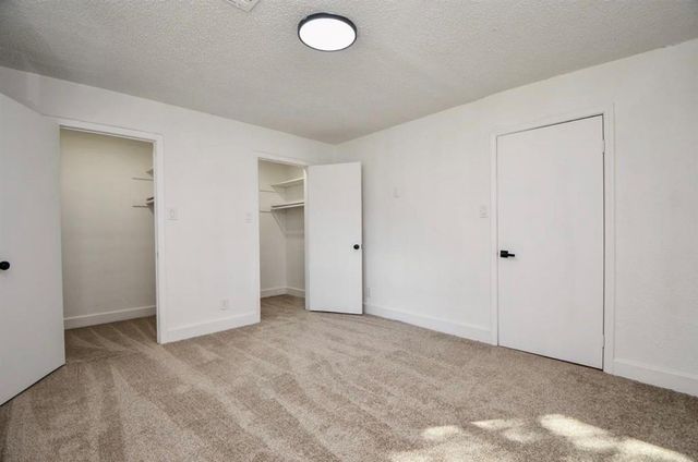 6834 Saint Augustine Street, Houston, TX 77021