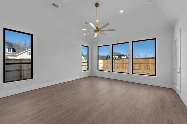 7703 Sparkle Dunn Court, Fulshear, TX 77441