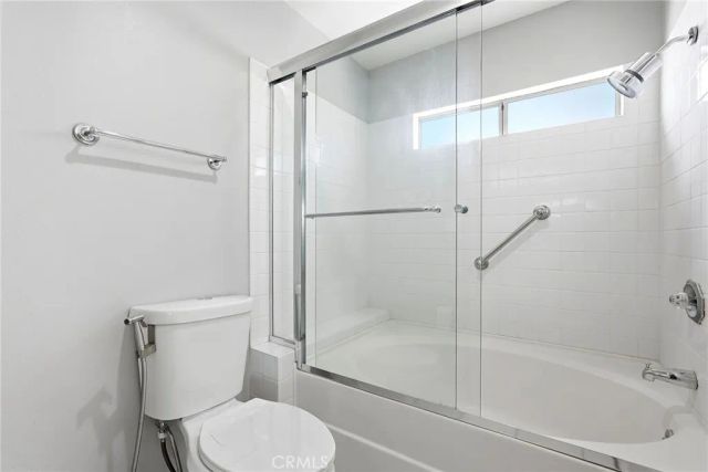 7109 Farralone 117, Canoga Park, CA 91303