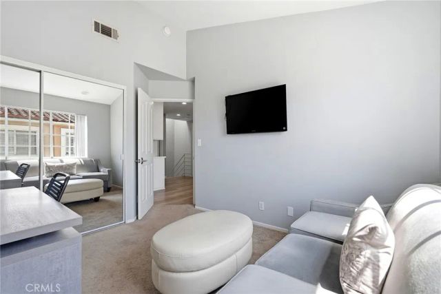7109 Farralone 117, Canoga Park, CA 91303