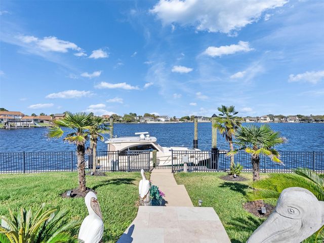2882 Dominique Drive, Galveston, TX 77551