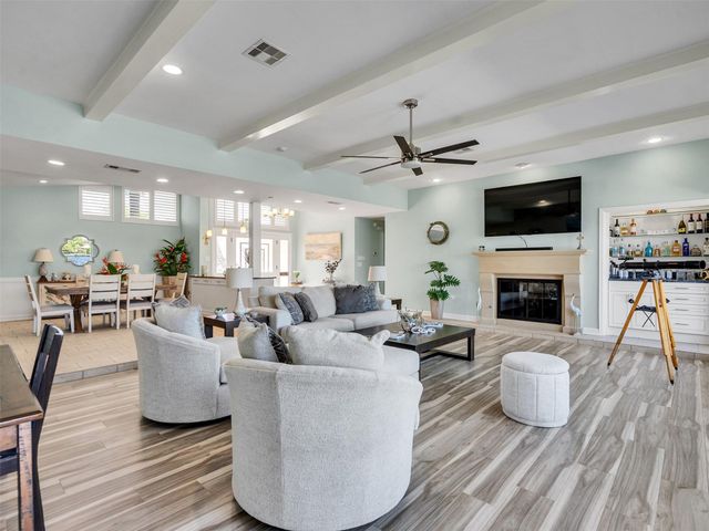2882 Dominique Drive, Galveston, TX 77551