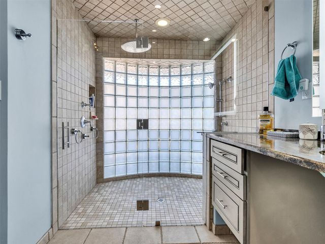 2882 Dominique Drive, Galveston, TX 77551