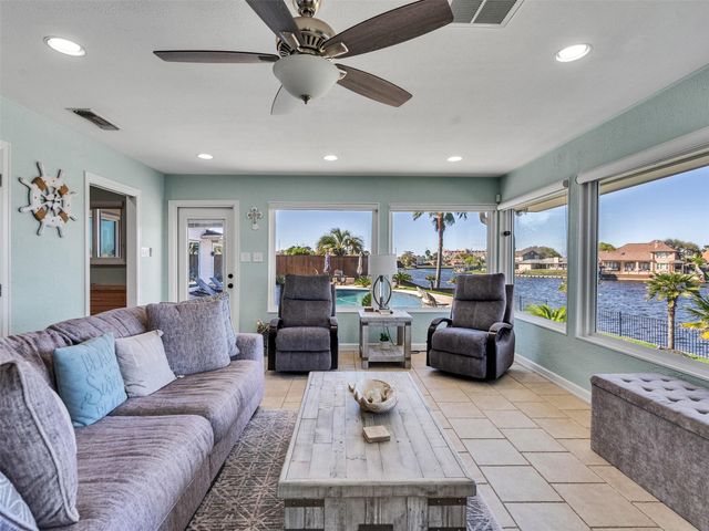 2882 Dominique Drive, Galveston, TX 77551