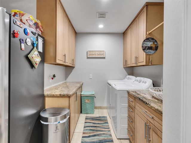 2882 Dominique Drive, Galveston, TX 77551